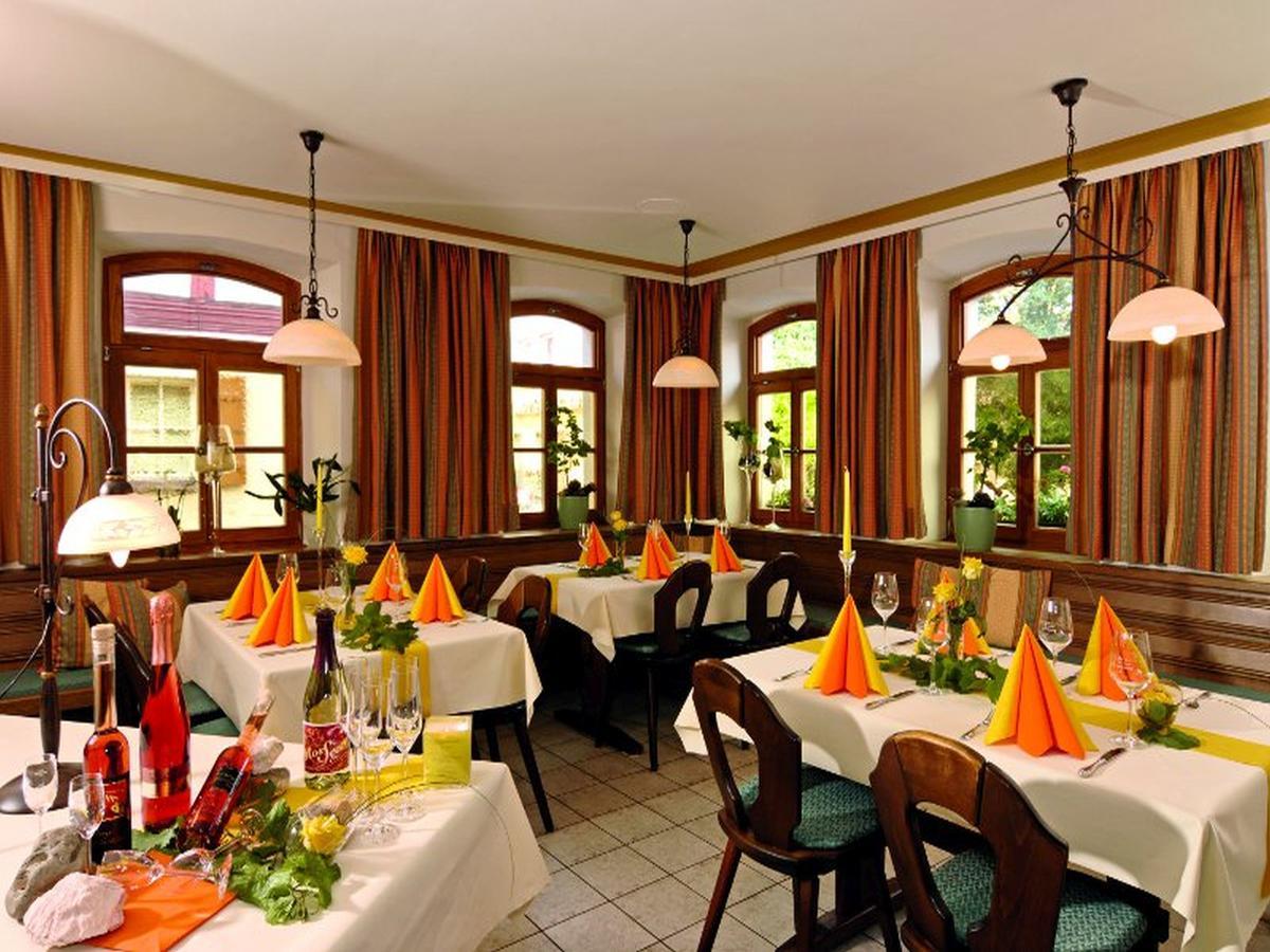 Hotel-Gasthof Rotes Ross Markt Einersheim Extérieur photo