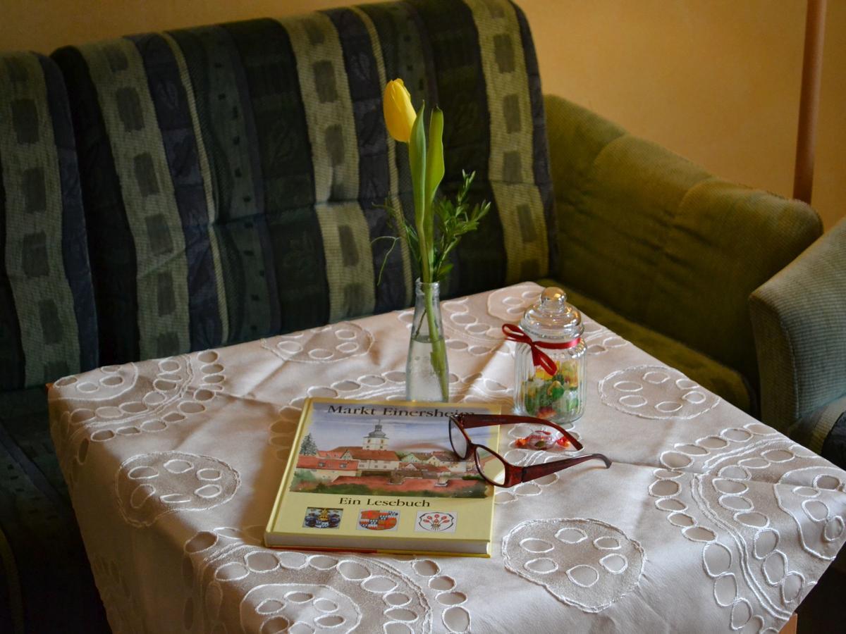 Hotel-Gasthof Rotes Ross Markt Einersheim Extérieur photo
