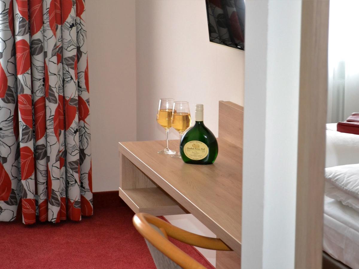 Hotel-Gasthof Rotes Ross Markt Einersheim Extérieur photo